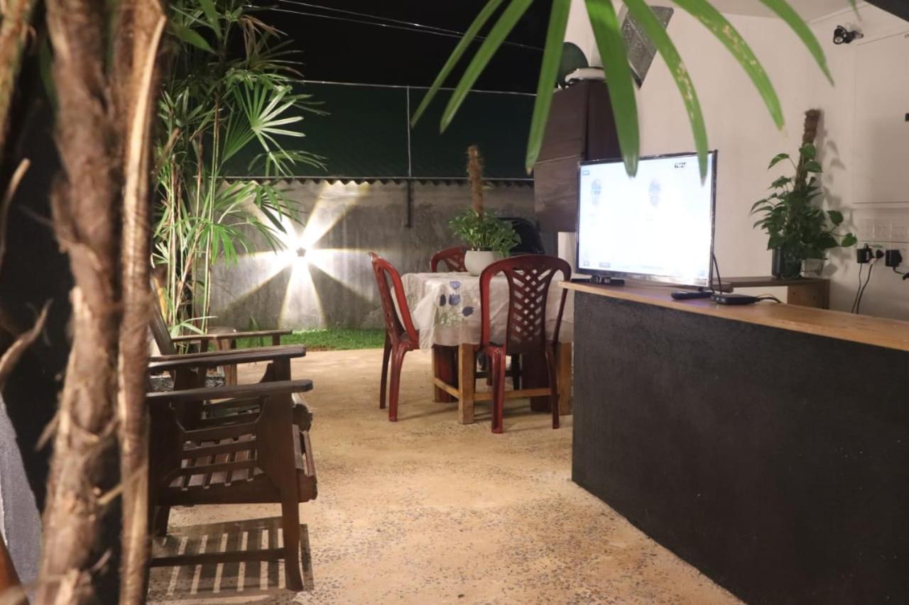 Indunil place hiriketiya Dikwella Dış mekan fotoğraf